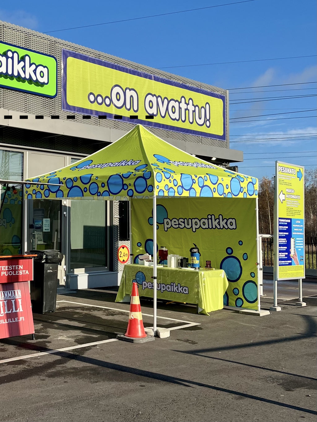 3x3m pop-up teltta koko teltan painatuksella