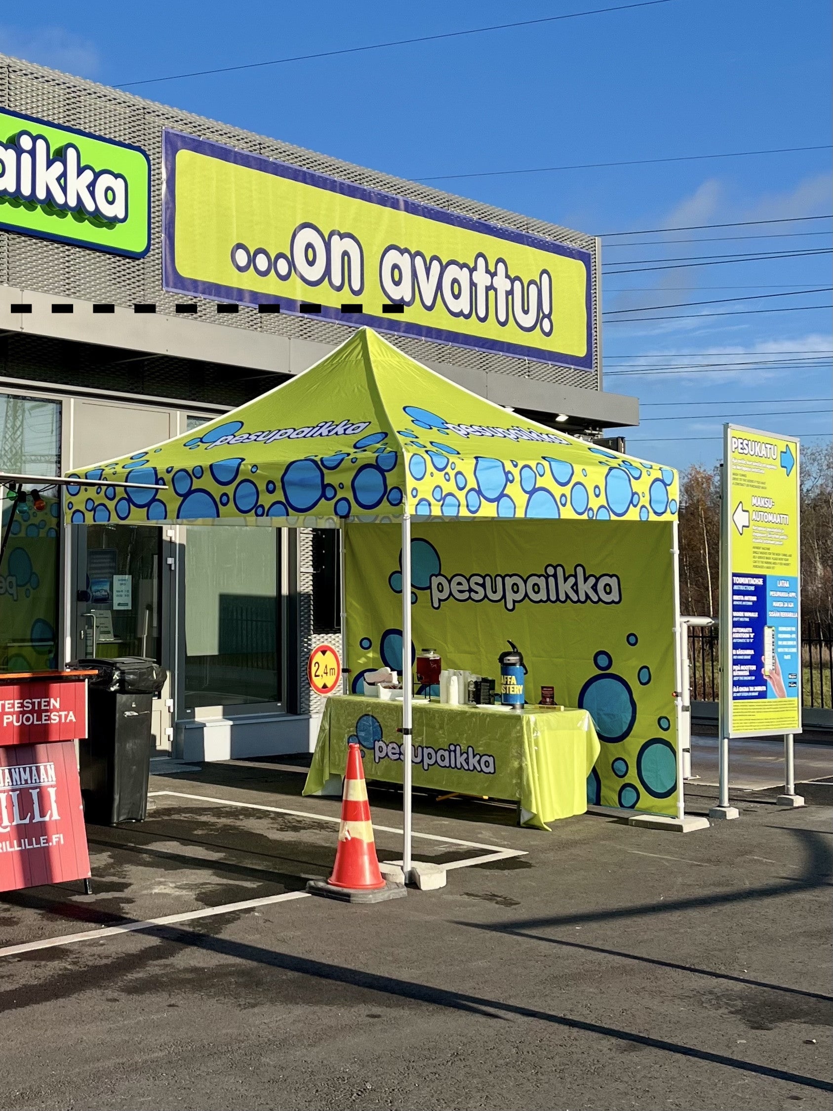 3x3m pop-up teltta koko teltan painatuksella