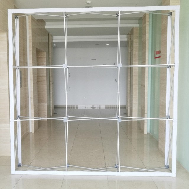 Messuseinä 3 x 2.25 m suora, nopea kasata.